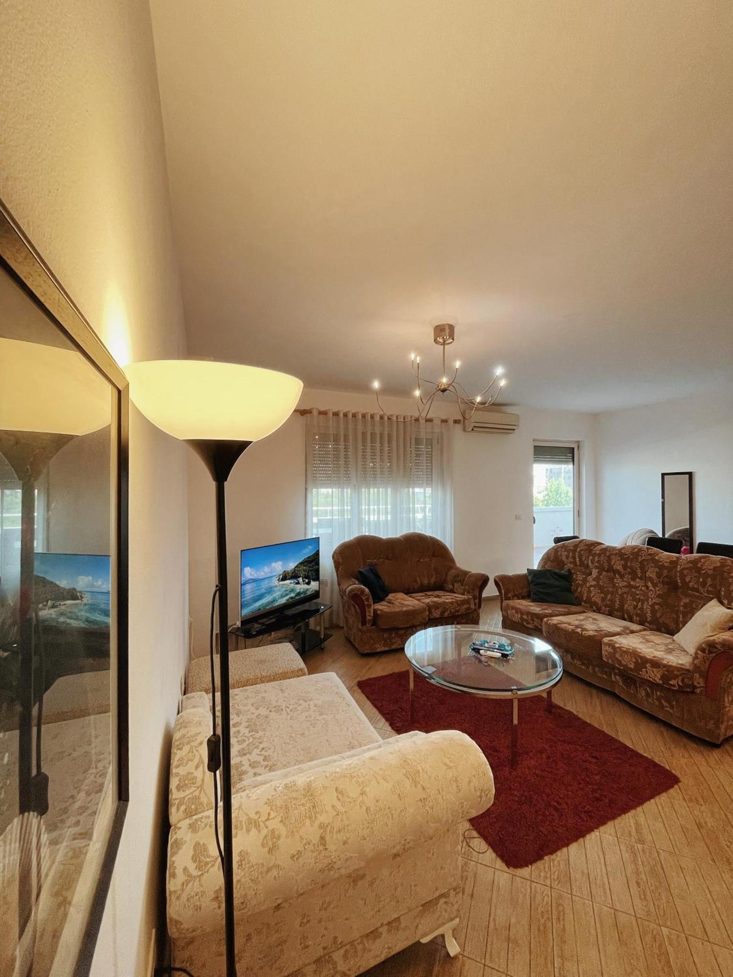 Lovely Apartment Tiranë Eksteriør bilde